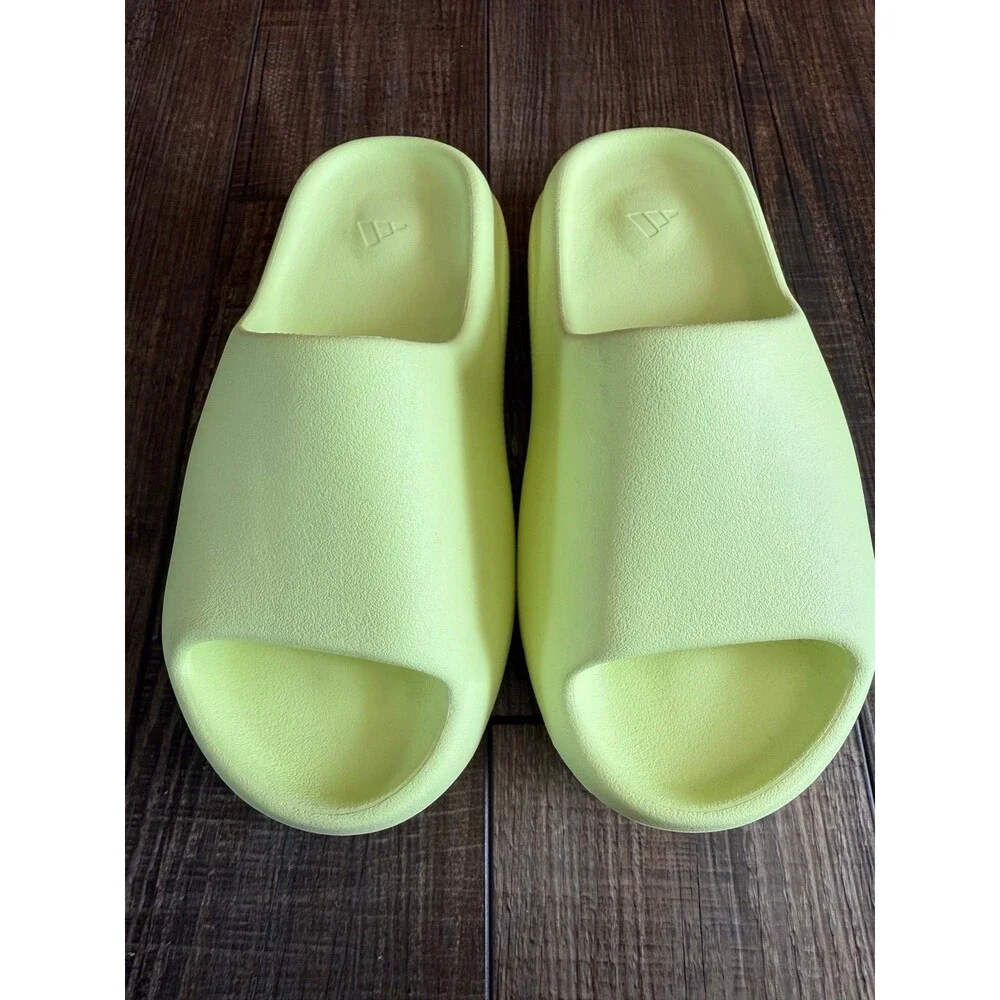 Yeezy adidas slides